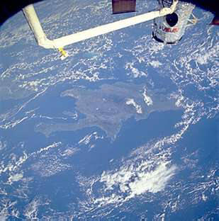 Satellite View of Hispaniola - Vista Satelital de la Hispaniola